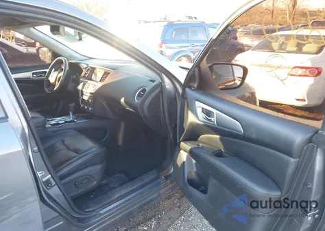 2017 Nissan Pathfinder Sl z USA, uszkodzony, nr VIN 5N1DR2MM1HC660277